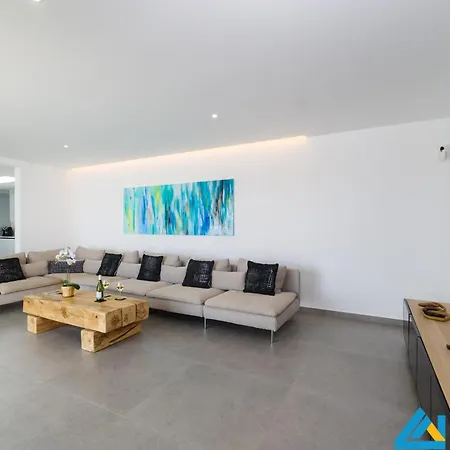 Vila 236 - Casa Yasmine By Now Ltd