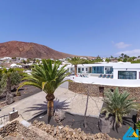 236 - Casa Yasmine By Now Ltd Willa Playa Blanca (Lanzarote)