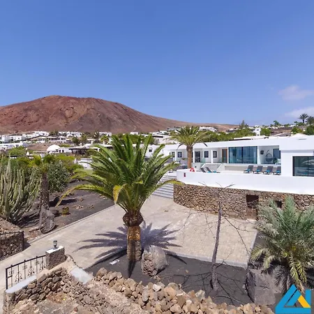 236 - Casa Yasmine By Now Ltd *