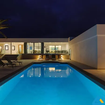 236 - Casa Yasmine By Now Ltd * Playa Blanca